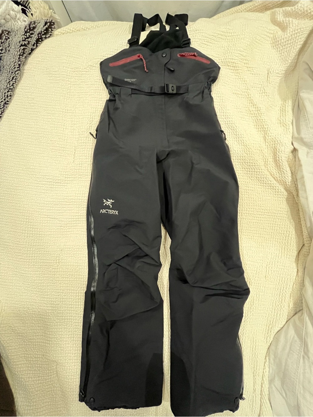 Arc'teryx Black Ski & Snowboard Bib Pants with Red Zipper Accents